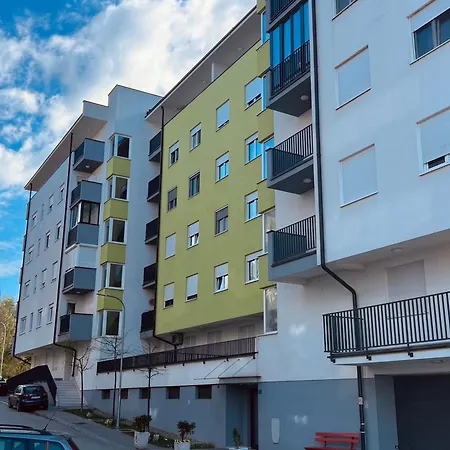 Floor Ukc - Private Parking Banja Luka